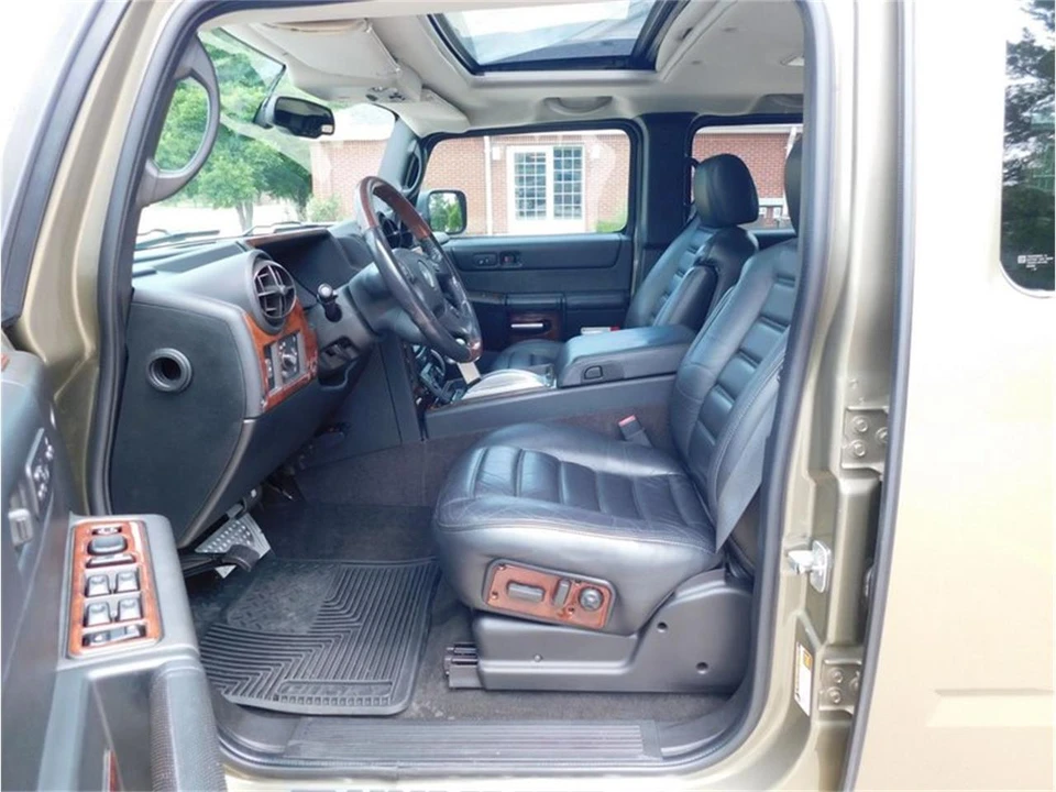 2005 Hummer Hummer H2 - Image 3 of 31