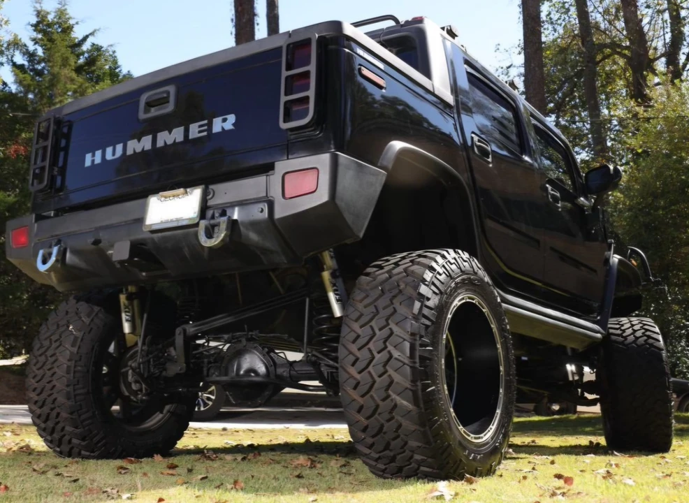 2005 Hummer Hummer H2 - Image 2 of 31