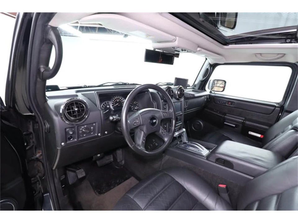 2005 Hummer Hummer H2 - Image 9 of 31