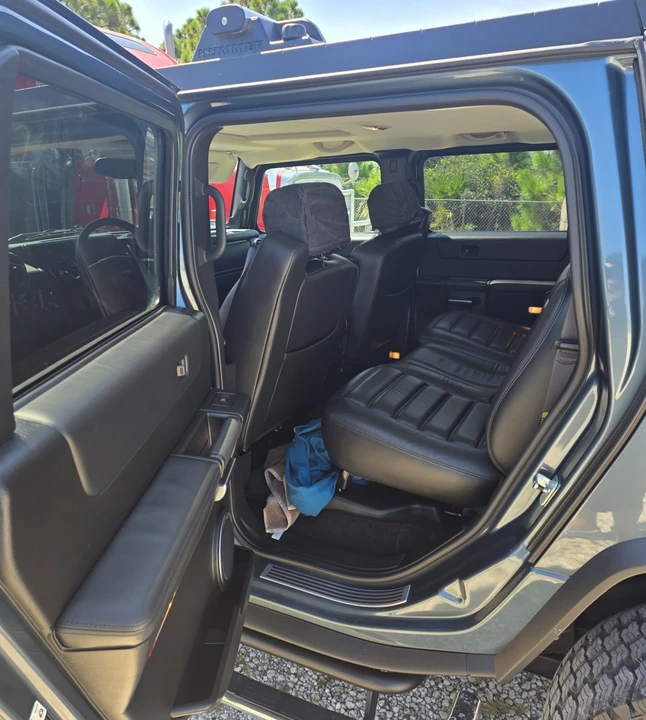 2005 Hummer Hummer H2 - Image 8 of 12