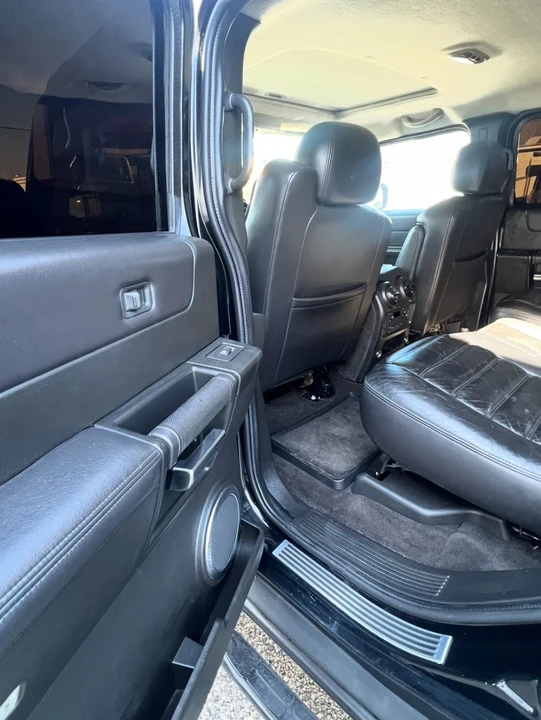 2005 Hummer Hummer H2 - Image 13 of 21
