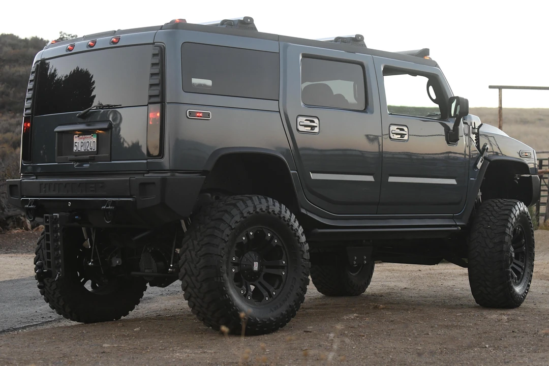2005 Hummer Hummer H2 - Image 4 of 12