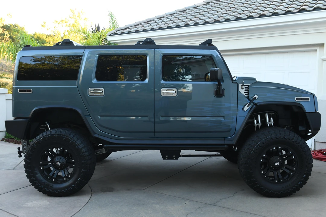 2005 Hummer Hummer H2 - Image 3 of 12