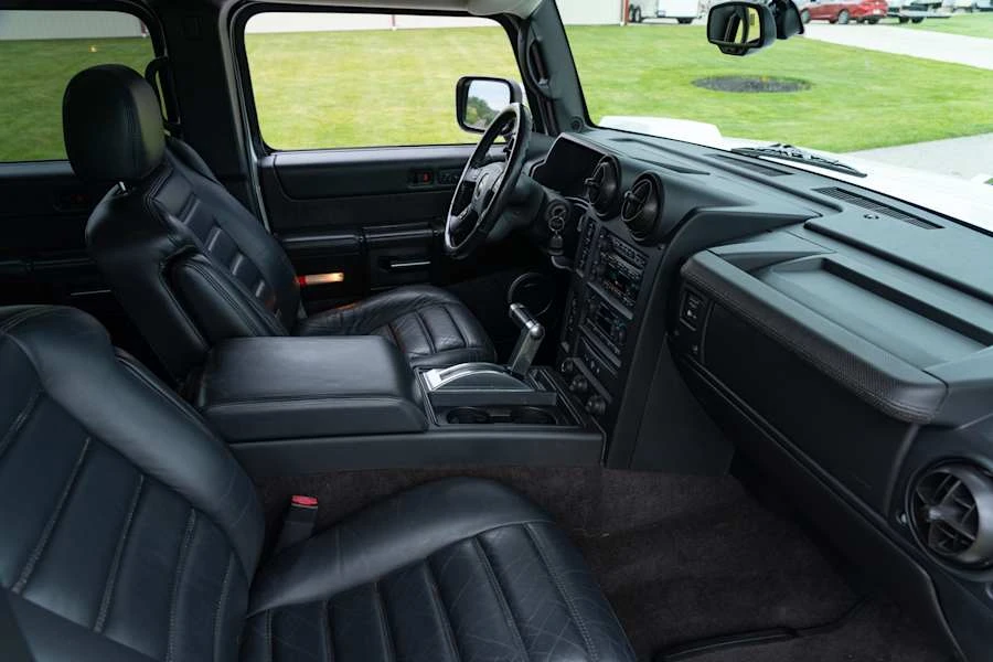 2005 Hummer Hummer H2 - Image 16 of 25