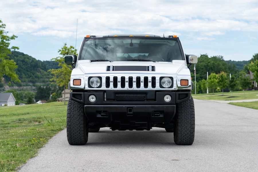2005 Hummer Hummer H2 - Image 4 of 25