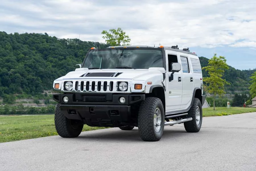 2005 Hummer Hummer H2 - Image 12 of 25