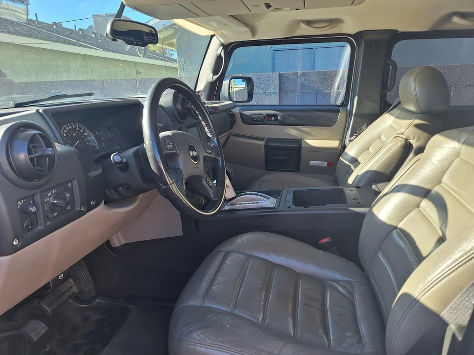 2005 Hummer Hummer H2 - Image 5 of 10