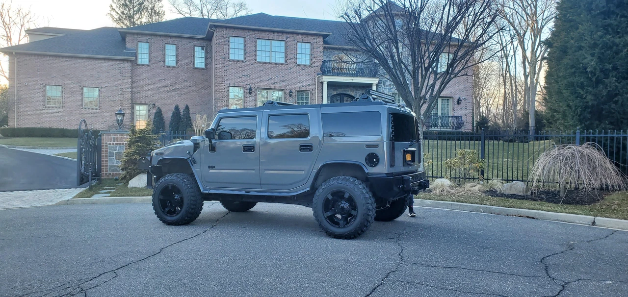 2005 Hummer Hummer H2 - Image 2 of 29