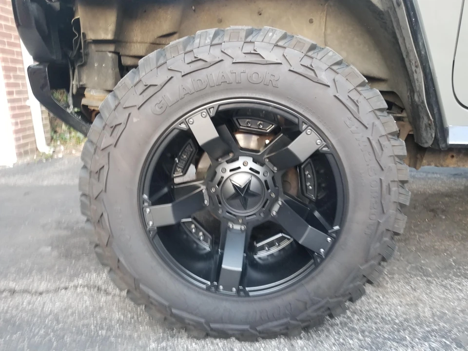 2005 Hummer Hummer H2 - Image 22 of 29