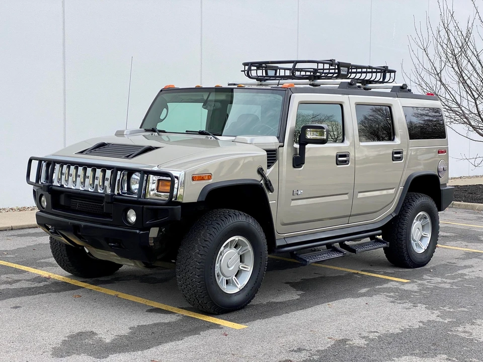2005 Hummer Hummer H2 - Image 2 of 31