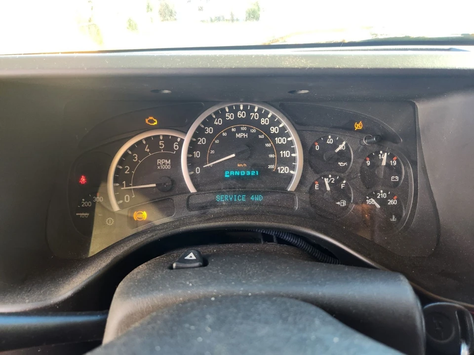 2005 Hummer Hummer H2 - Image 4 of 21