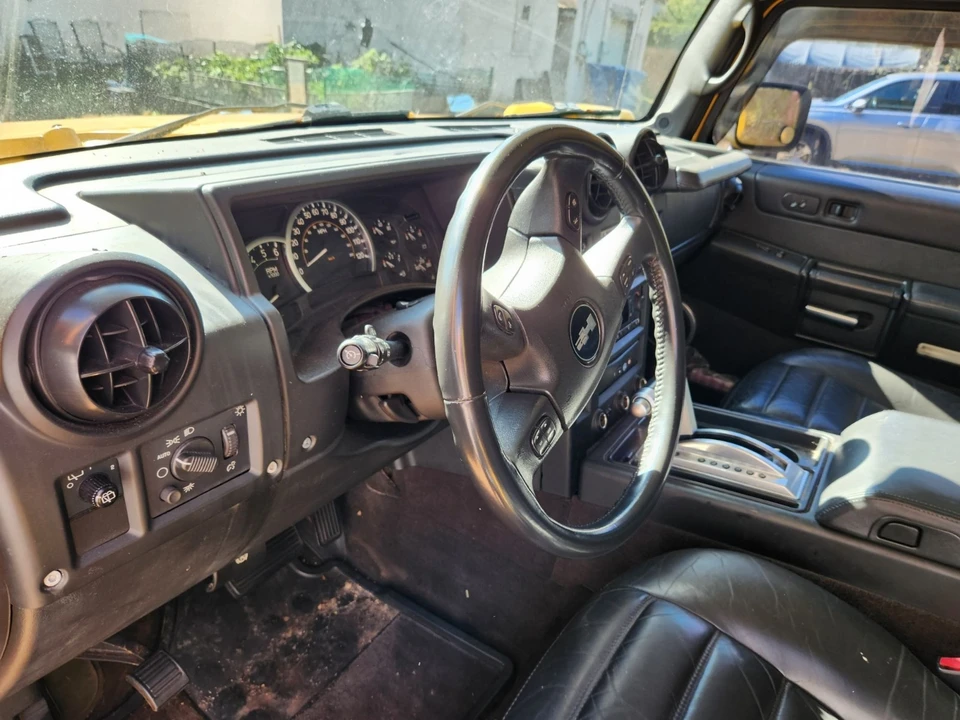 2005 Hummer Hummer H2 - Image 16 of 21