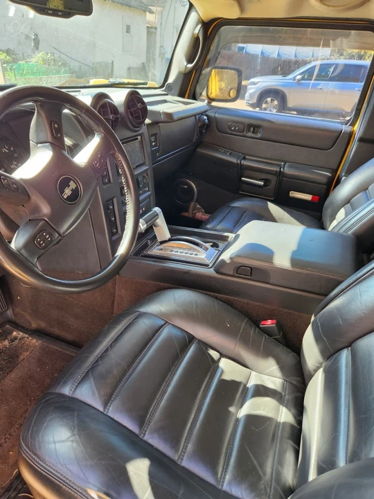 2005 Hummer Hummer H2 - Image 17 of 21