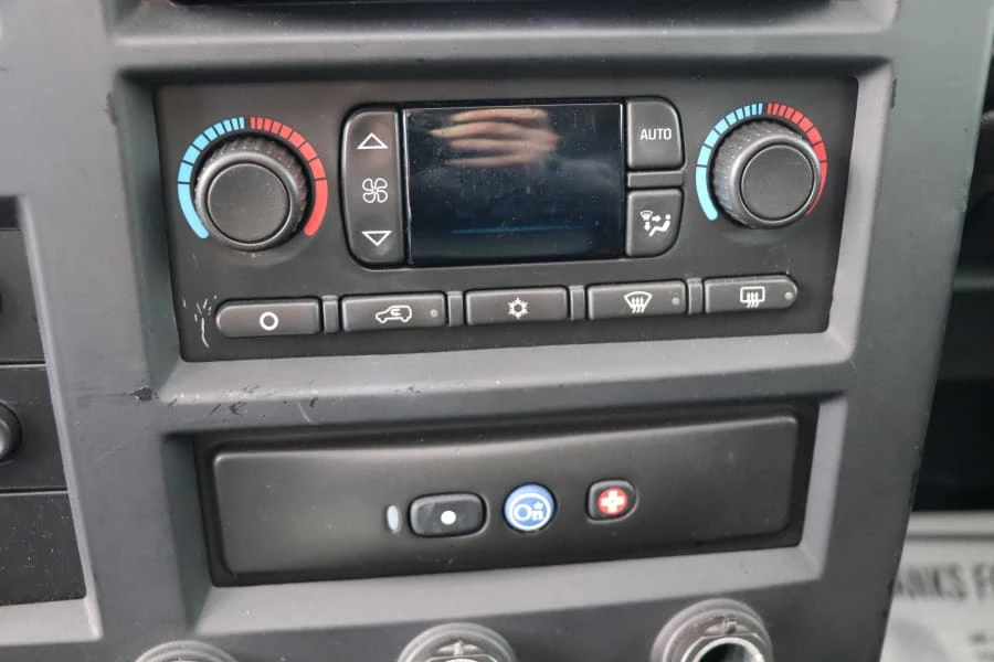 2005 Hummer Hummer H2 - Image 9 of 14