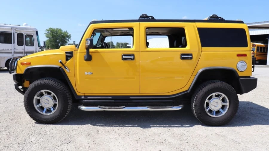 2005 Hummer Hummer H2 - Image 2 of 22