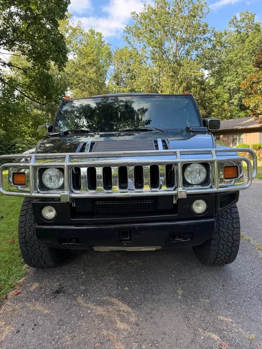 2005 Hummer Hummer H2 - Image 3 of 8