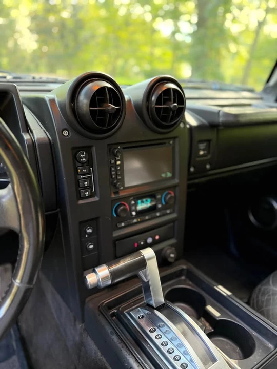 2005 Hummer Hummer H2 - Image 6 of 8
