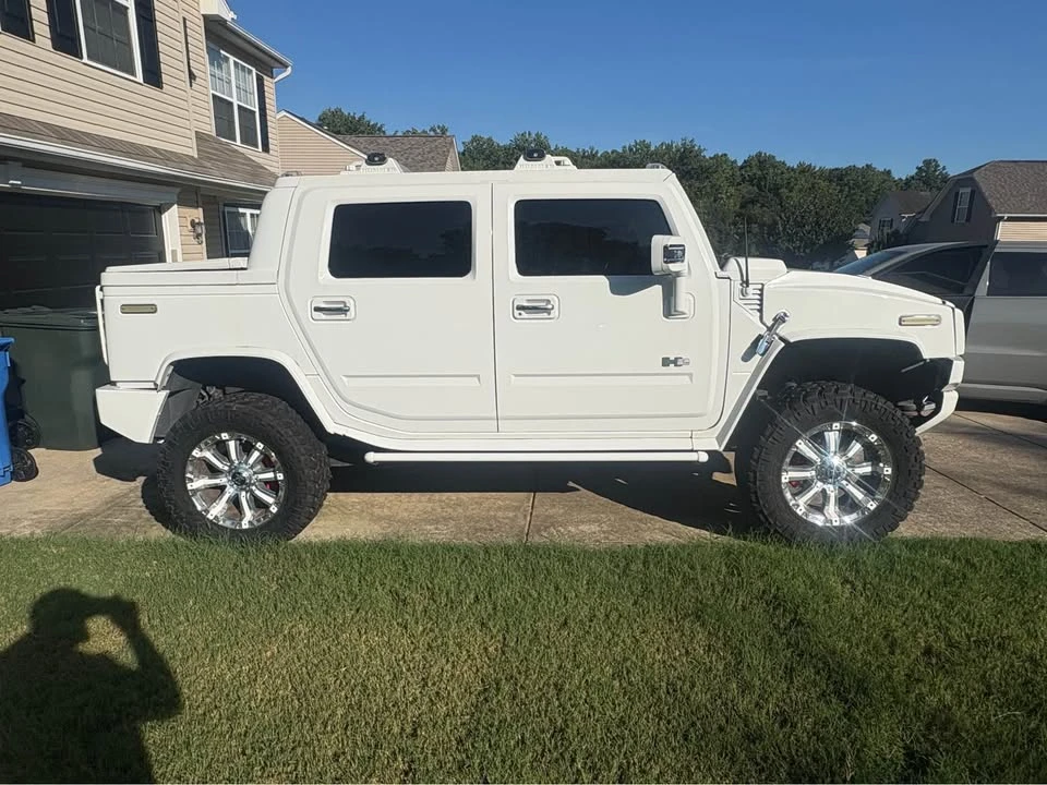 2005 Hummer Hummer H2 - Image 2 of 17