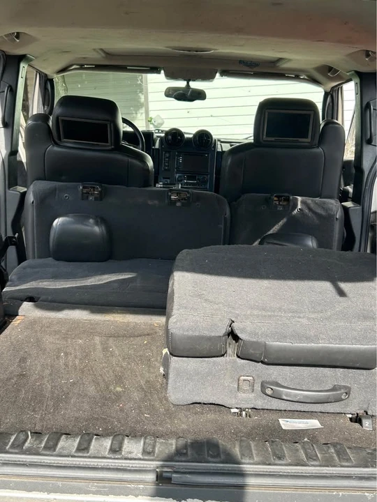 2005 Hummer Hummer H2 - Image 6 of 13