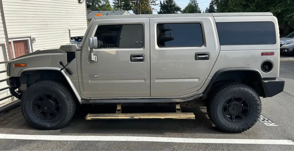 2005 Hummer Hummer H2 - Image 2 of 13