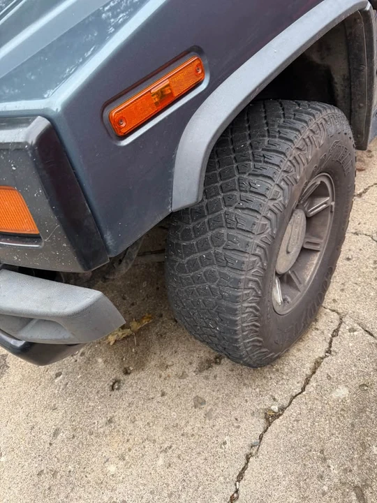 2005 Hummer Hummer H2 - Image 3 of 11