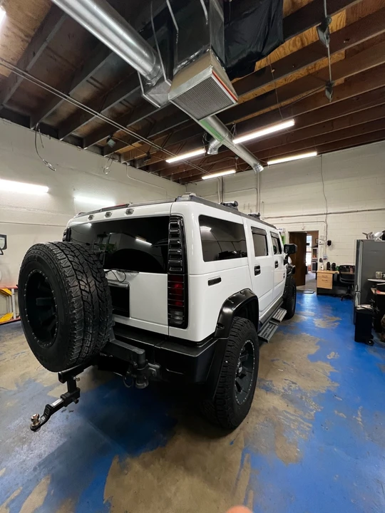 2005 Hummer Hummer H2 - Image 4 of 31