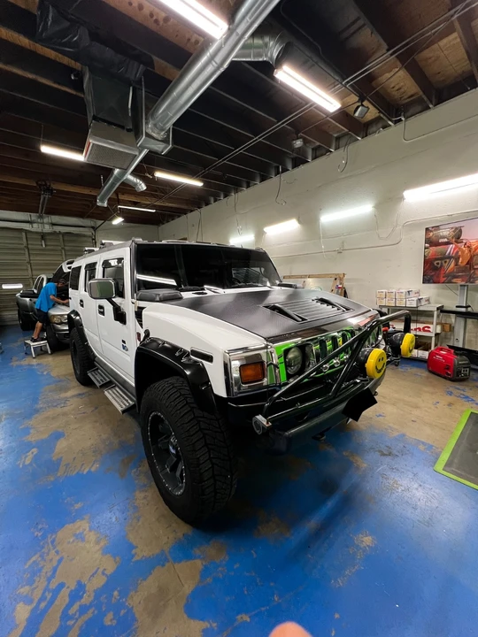 2005 Hummer Hummer H2 - Image 3 of 31