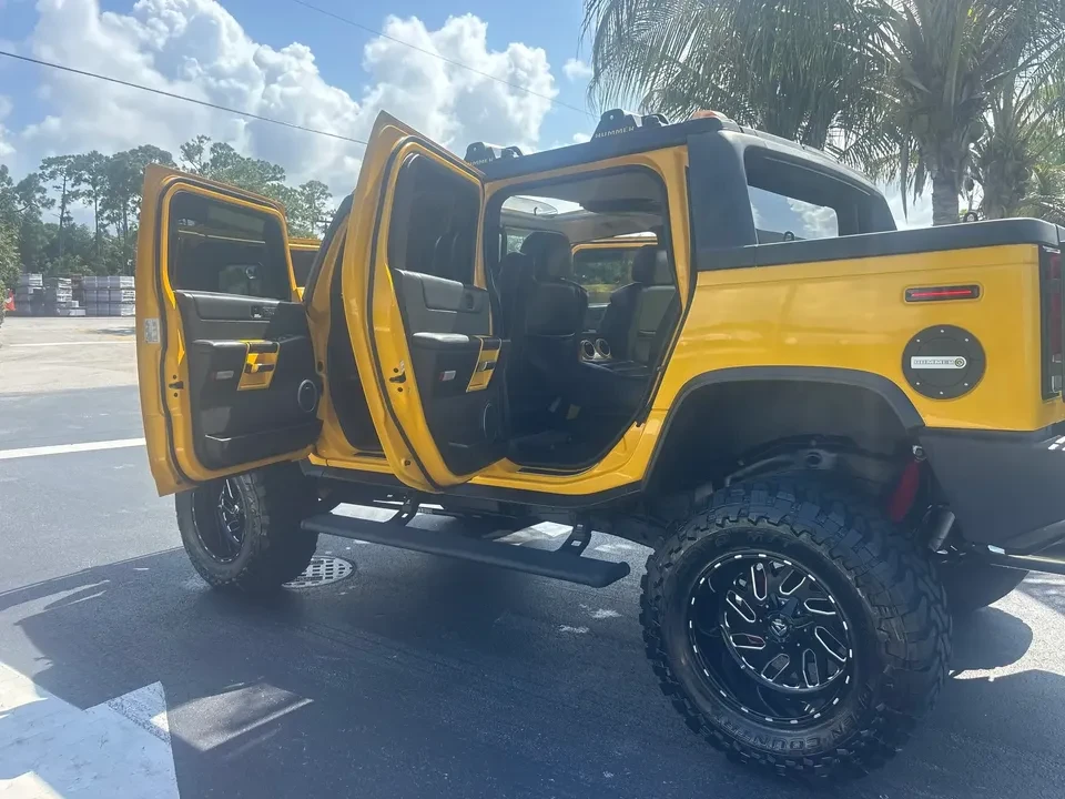2005 Hummer Hummer H2 - Image 3 of 17