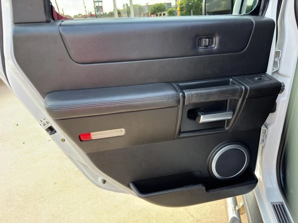 2005 Hummer Hummer H2 - Image 14 of 20