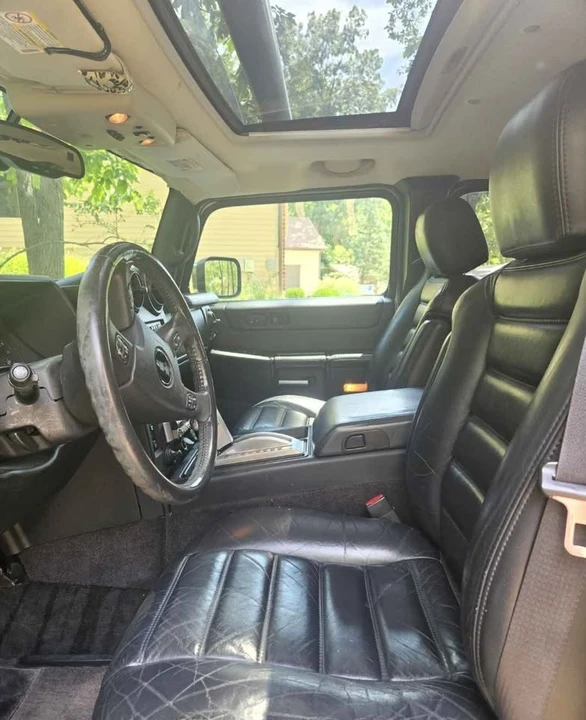 2005 Hummer Hummer H2 - Image 6 of 10