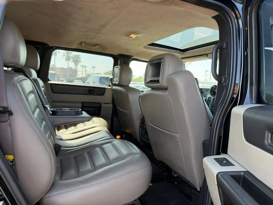 2005 Hummer Hummer H2 - Image 16 of 17