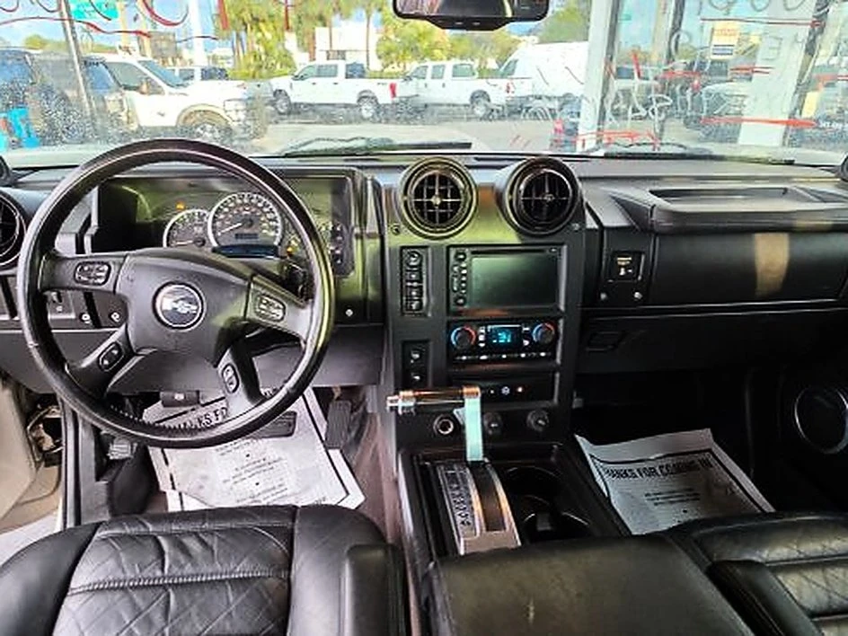 2005 Hummer Hummer H2 - Image 11 of 20