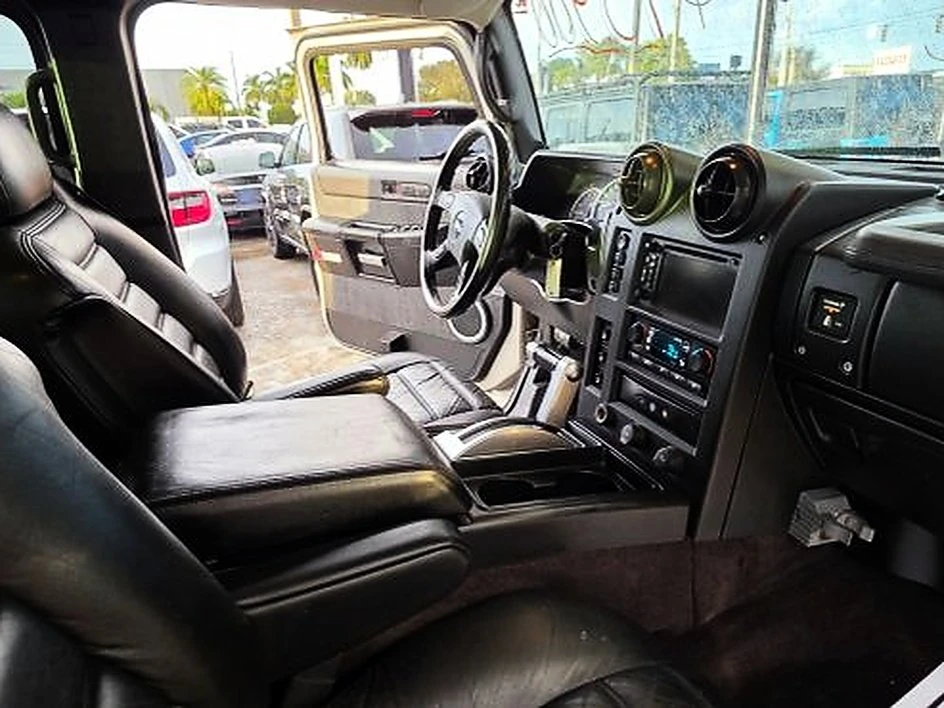 2005 Hummer Hummer H2 - Image 15 of 20