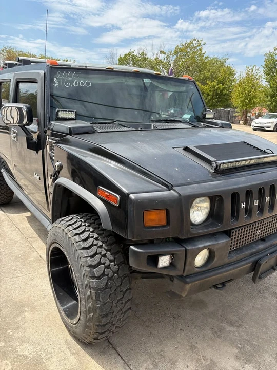 2005 Hummer Hummer H2 - Image 4 of 8