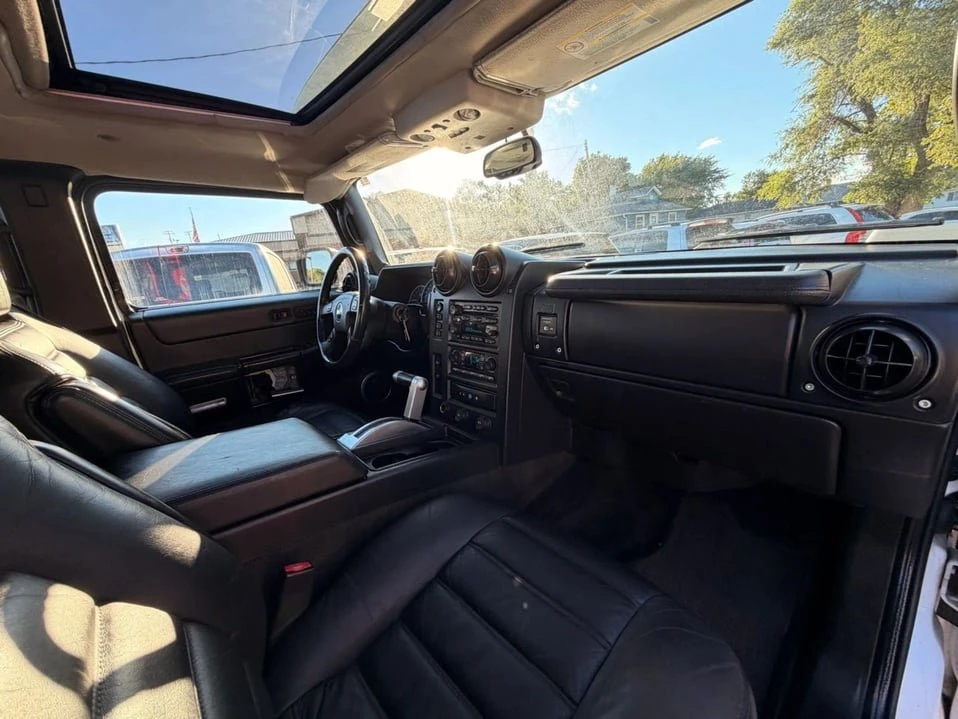 2005 Hummer Hummer H2 - Image 18 of 20