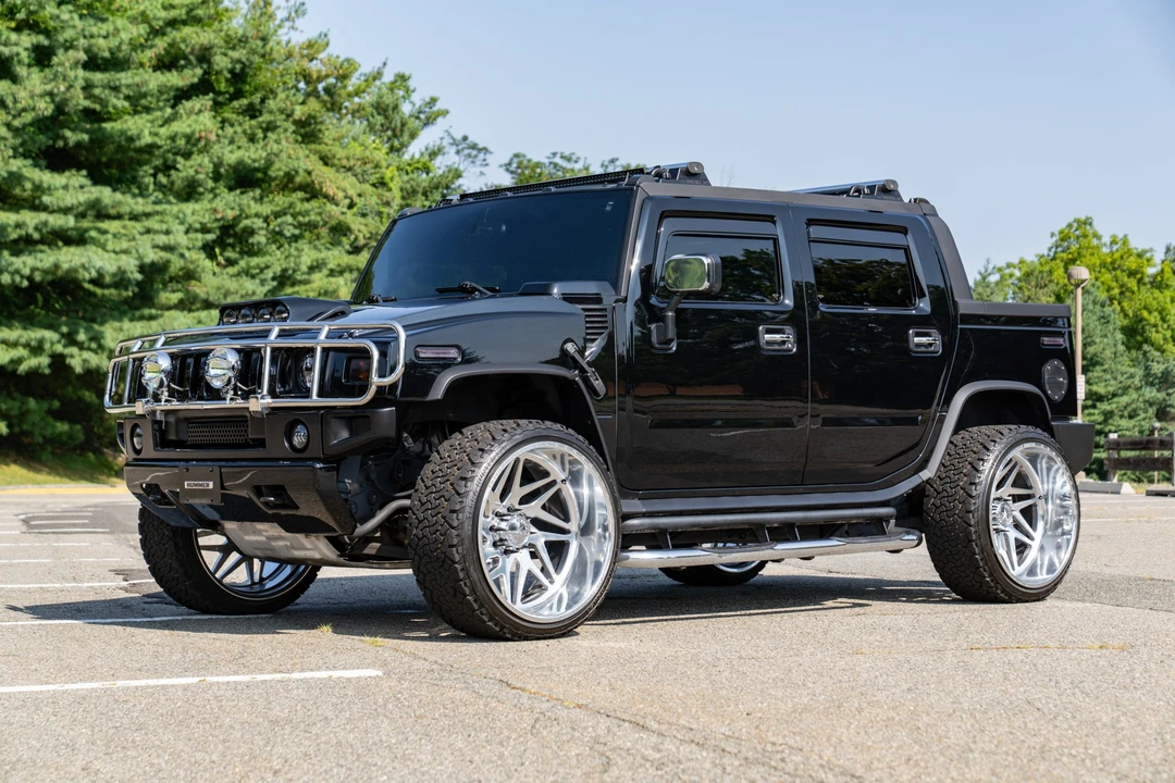 2005 Hummer Hummer H2 - Image 2 of 31