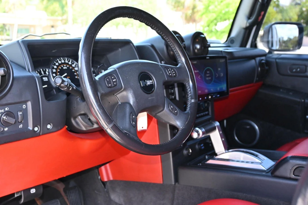 2005 Hummer Hummer H2 - Image 7 of 8