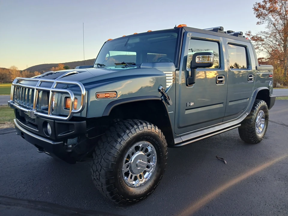 2005 Hummer Hummer H2 - Image 2 of 31