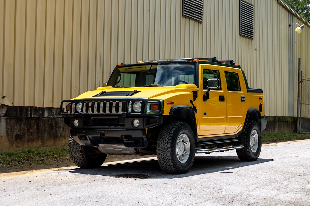 2005 Hummer Hummer H2 - Image 2 of 31