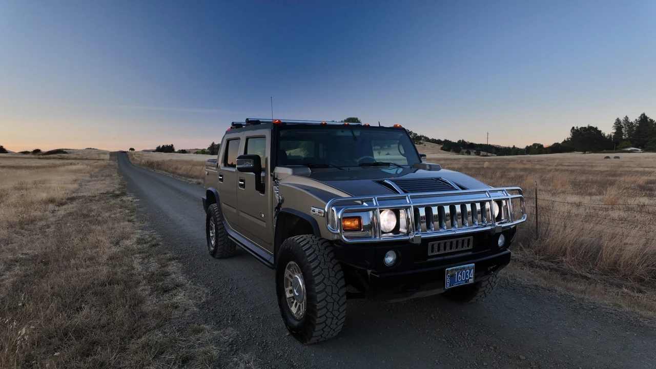 2005 Hummer Hummer H2 - Image 10 of 31