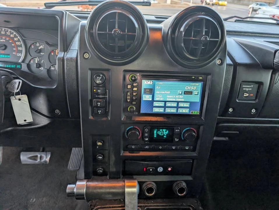 2005 Hummer Hummer H2 - Image 19 of 20