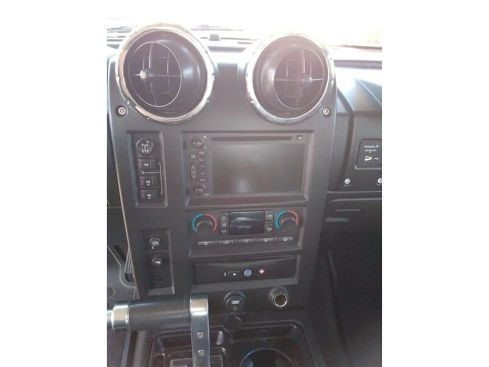 2005 Hummer Hummer H2 - Image 11 of 20
