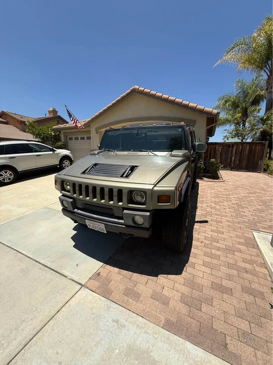 2005 Hummer Hummer H2 - Image 2 of 9