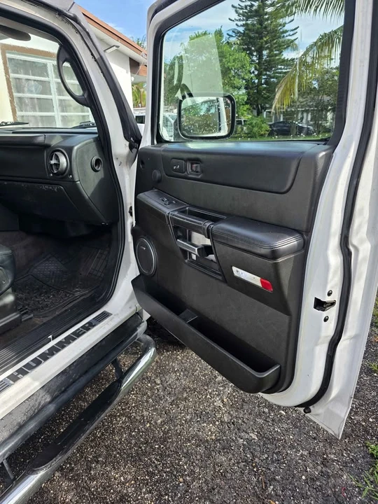 2005 Hummer Hummer H2 - Image 14 of 14