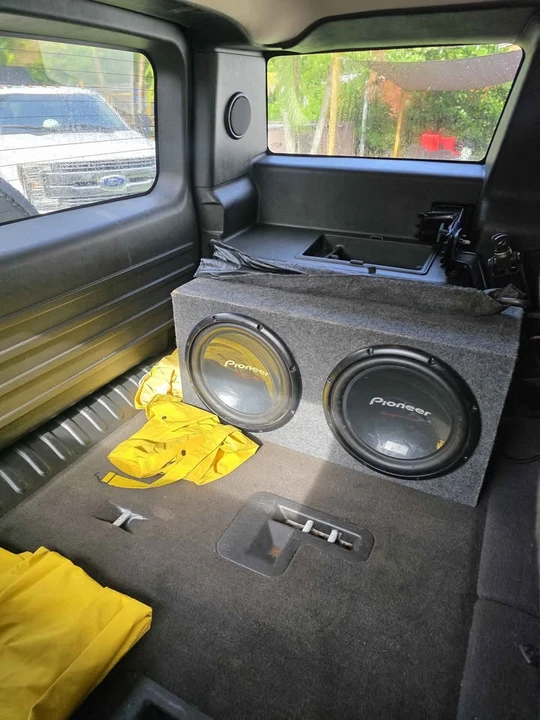 2005 Hummer Hummer H2 - Image 10 of 14