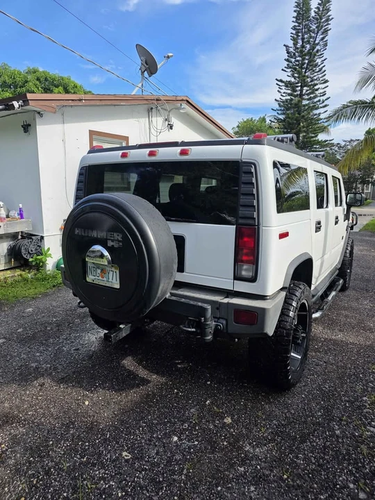 2005 Hummer Hummer H2 - Image 4 of 14