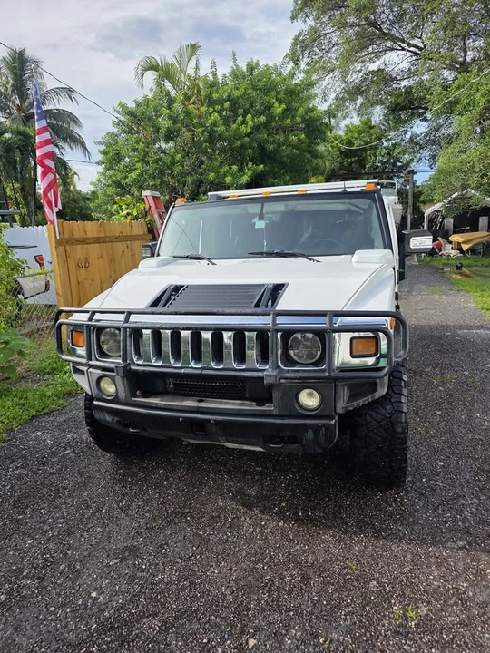 2005 Hummer Hummer H2 - Image 2 of 14