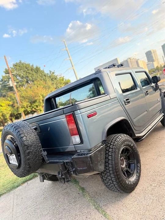 2005 Hummer Hummer H2 - Image 16 of 19