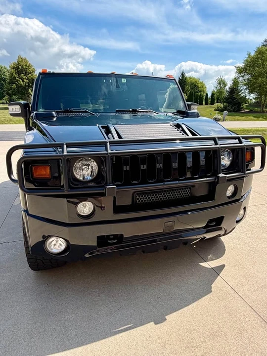 2005 Hummer Hummer H2 - Image 2 of 10