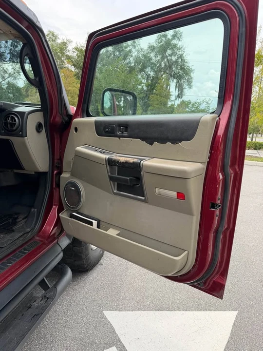 2005 Hummer Hummer H2 - Image 16 of 19